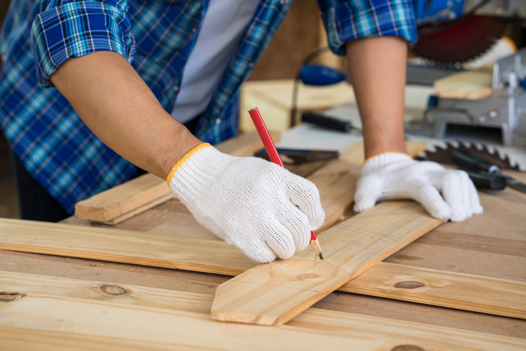 The DIYer’s Last-Minute Gift Guide Woodcare Essentials for Every Skill Level