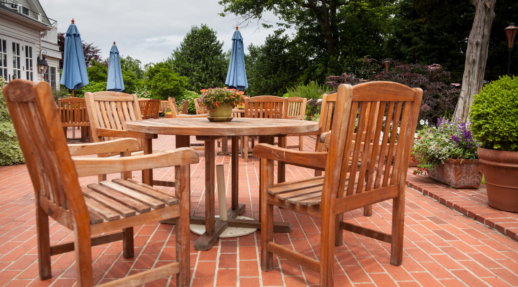 What Is the Best Wood for Outdoor Furniture? WOCA Woodcare